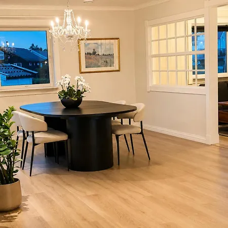 Sea View - 15 Min From Arendalsuka ヴィラ グリムスタ
